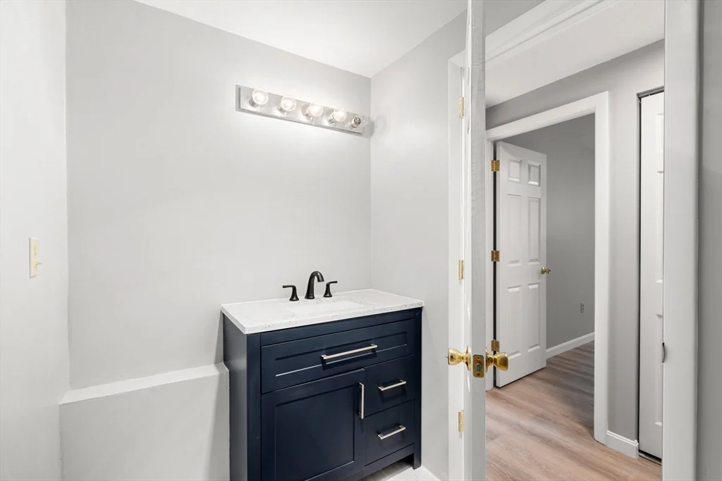 2 bed, 1 bath apartment for rent at 96 Main Unit D-5, Foxboro — photo 18 of 30