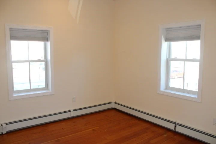 1 bed, 1 bath apartment for rent at 96 Middle St Unit 1, Gloucester — photo 6 of 11