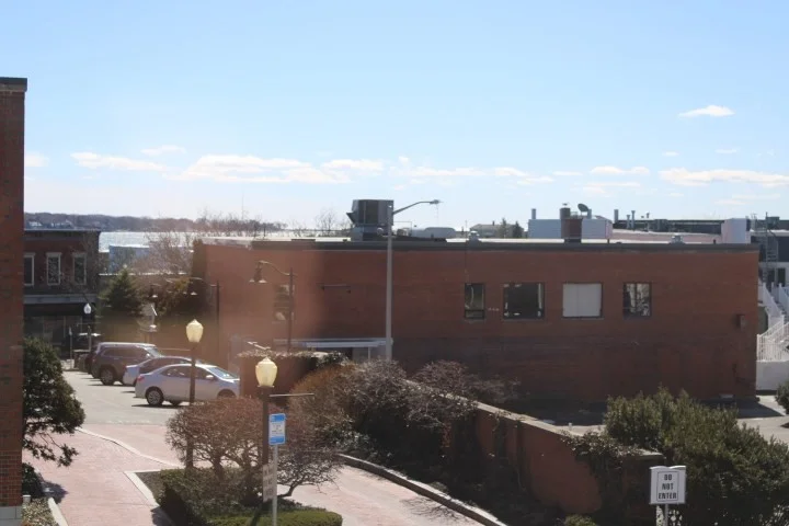 1 bed, 1 bath apartment for rent at 96 Middle St Unit 1, Gloucester — photo 11 of 11