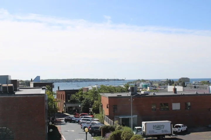 1 bed, 1 bath apartment for rent at 96 Middle St Unit 3, Gloucester