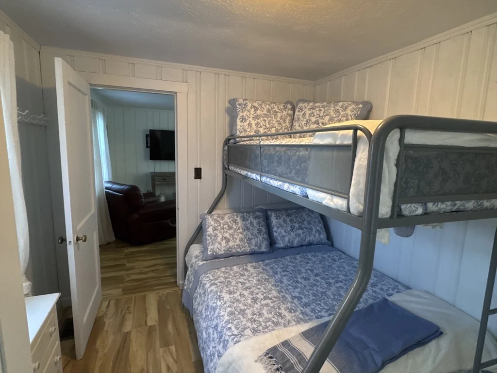 2 bed, 1 bath apartment for rent at 96 Nevada Unit 96, Marshfield — photo 10 of 14
