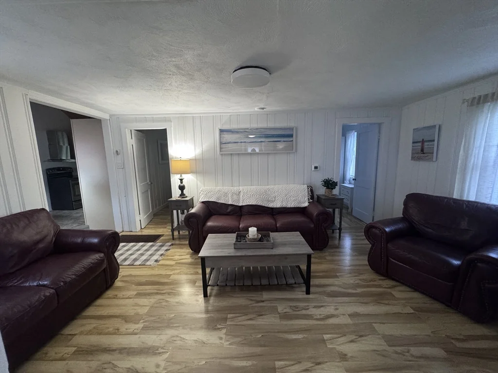 2 bed, 1 bath apartment for rent at 96 Nevada Unit 96, Marshfield — photo 5 of 14