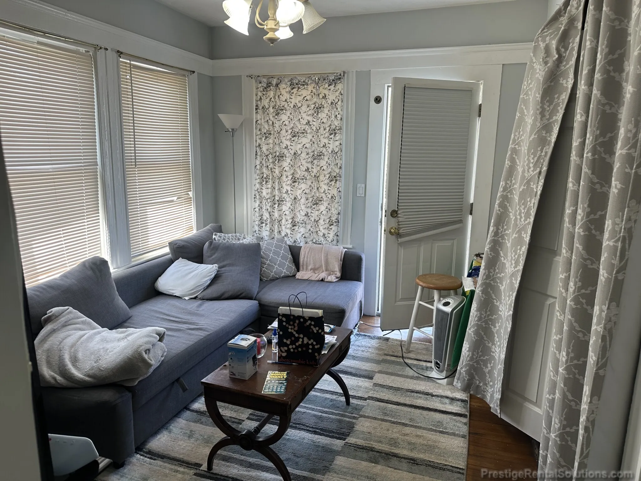 2.5 bed, 1 bath apartment for rent at 96 Nichols Ave Unit A, Watertown — photo 6 of 21