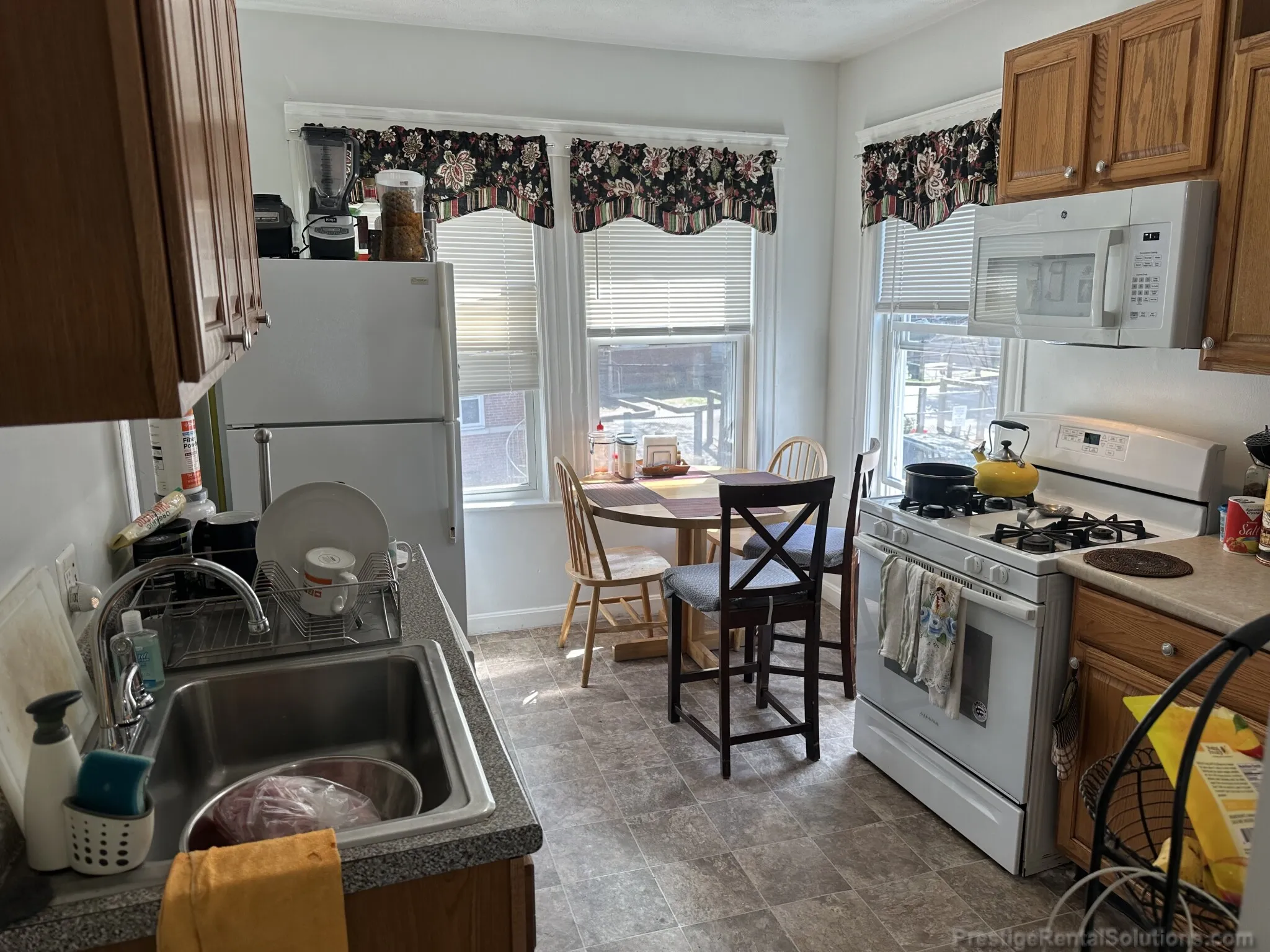 2.5 bed, 1 bath apartment for rent at 96 Nichols Ave Unit A, Watertown