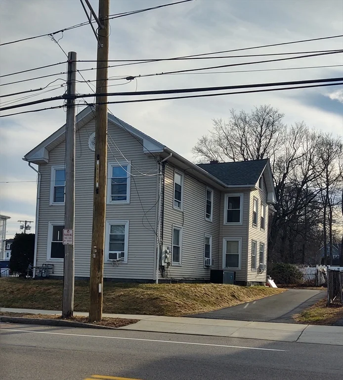 3 bed, 1 bath apartment for rent at 96 Pleasant St Unit 2, Marlborough — photo 24 of 25