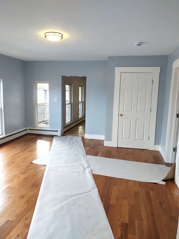 3 bed, 1 bath apartment for rent at 96 Pleasant St Unit 2, Marlborough — photo 8 of 25