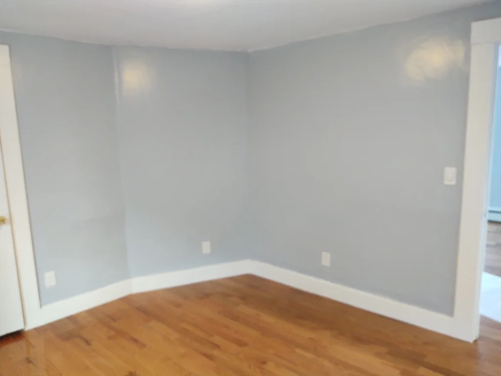 3 bed, 1 bath apartment for rent at 96 Pleasant St Unit 2, Marlborough — photo 19 of 25