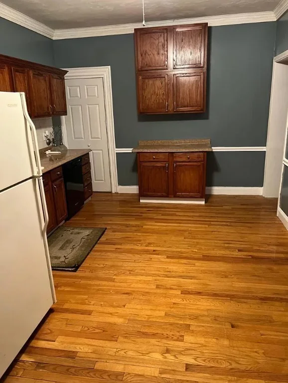 2 bed, 1 bath apartment for rent at 96 Plymouth St Unit 3, Holbrook — photo 3 of 11