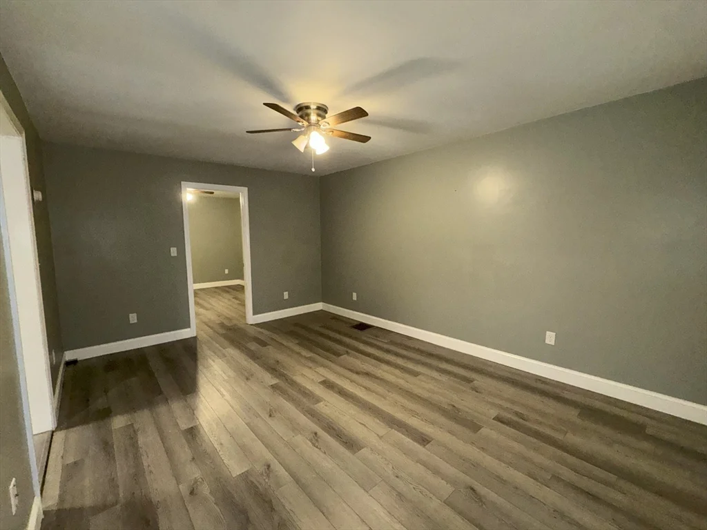 1 bed, 1 bath apartment for rent at 96 Plymouth St Unit 4, Holbrook — photo 5 of 8