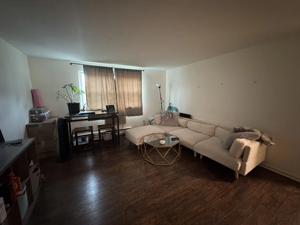 2 bed, 1 bath apartment for rent at 96 Richardson Rd Unit B18, Chelmsford — photo 5 of 11