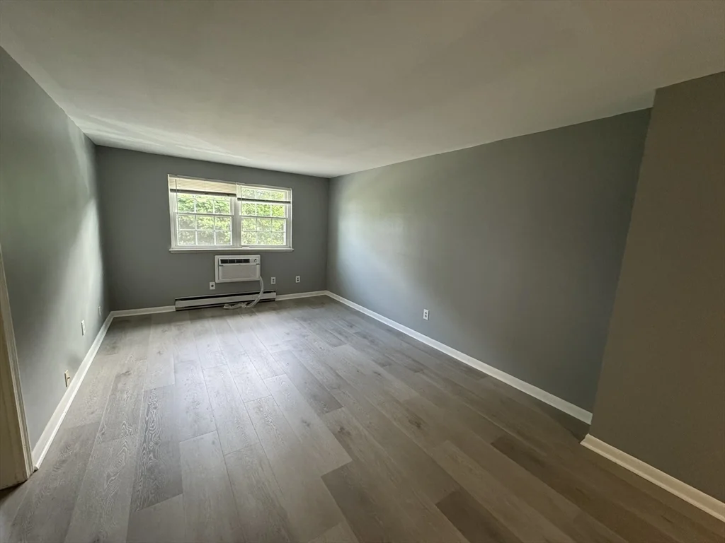 1 bed, 1 bath apartment for rent at 96 Richardson Unit B25, Chelmsford — photo 3 of 10
