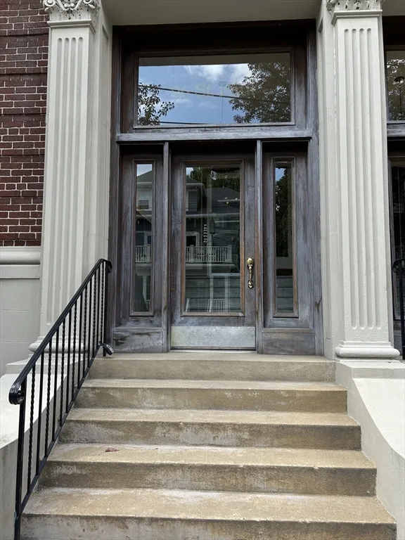 2 bed, 1 bath apartment for rent at 96 Saint Paul St Unit 3, Coolidge Corner — photo 9 of 10