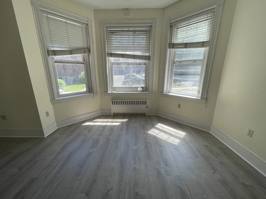 3 bed, 2 bath apartment for rent at 96 Saint Paul Unit 2, Coolidge Corner — photo 3 of 14