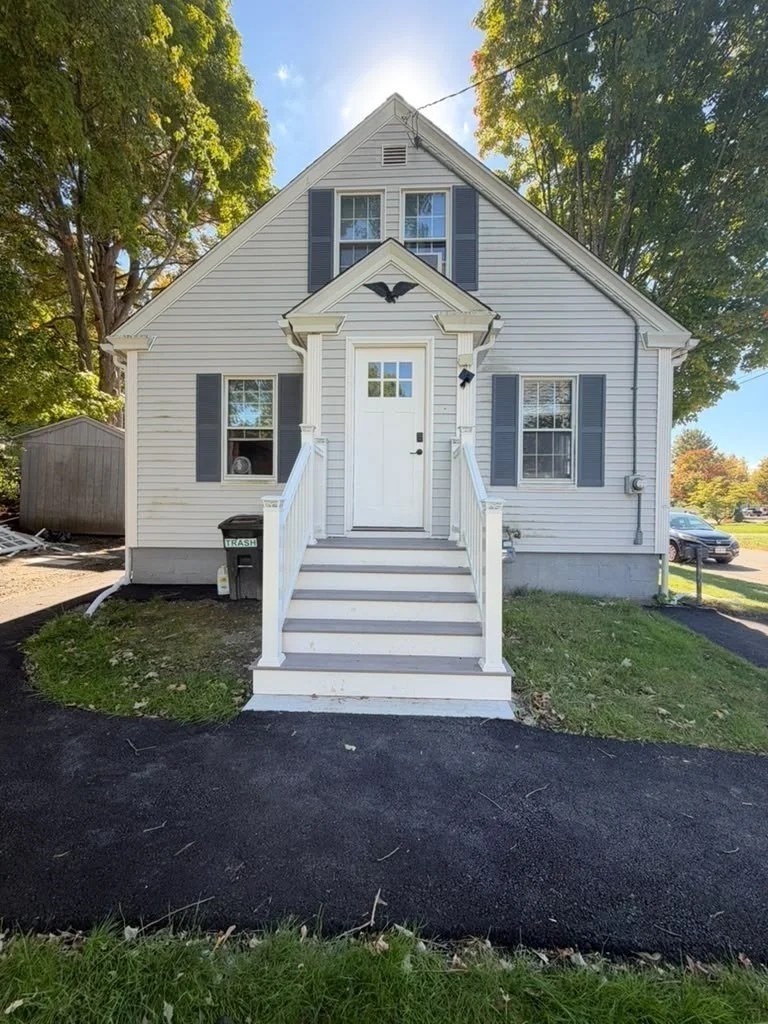 3 bed, 2 bath apartment for rent at 96 Second St, North Andover