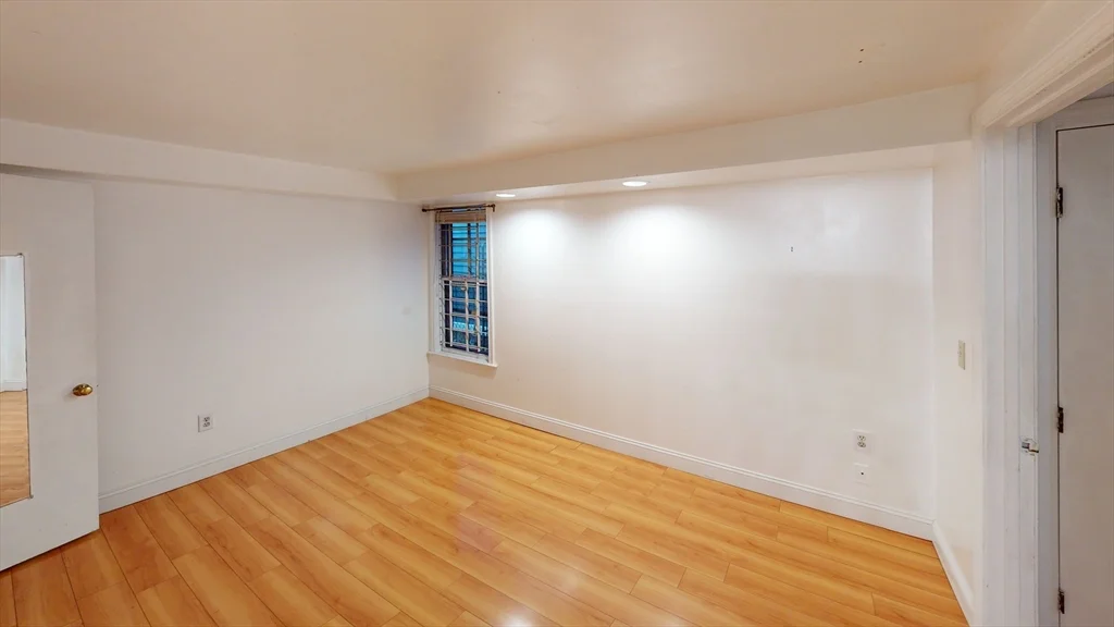1 bed, 1 bath apartment for rent at 96 Sheridan St Unit 1, Jamaica Plain — photo 3 of 4