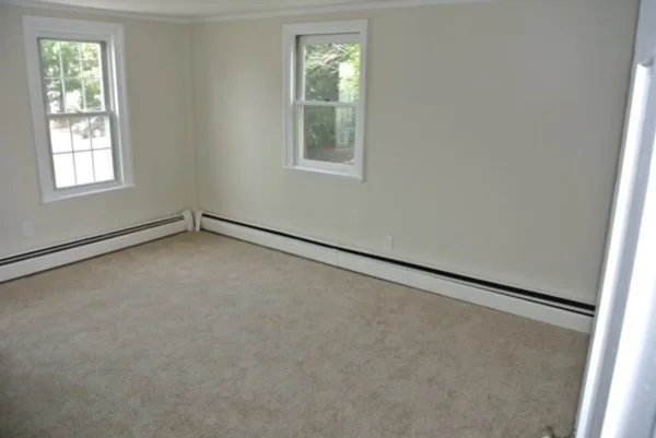 2 bed, 1 bath apartment for rent at 96 Summer St Unit 5, Zip 01830 — photo 5 of 9