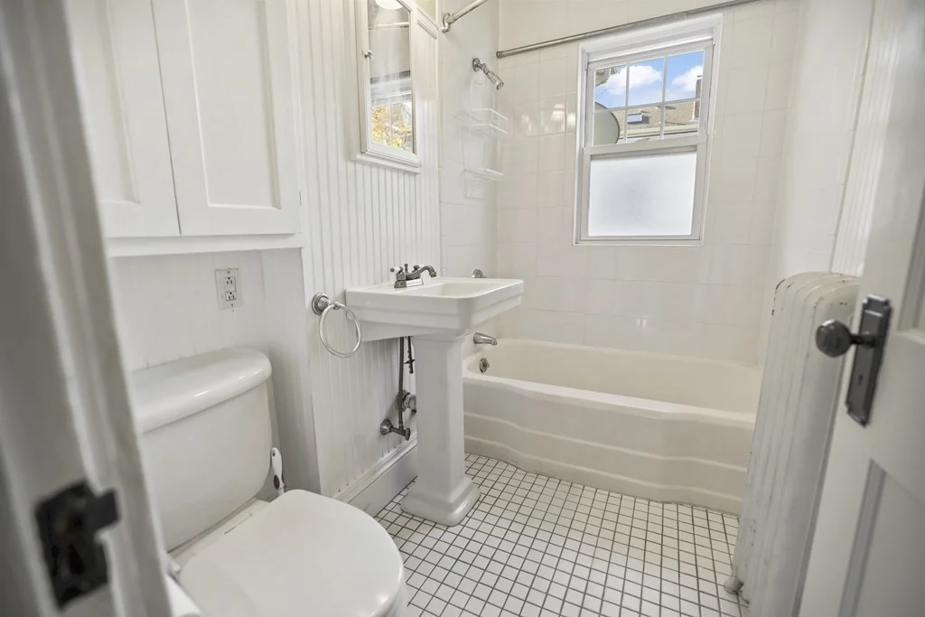 3 bed, 1 bath apartment for rent at 96 Theodore Parker Rd Unit 1, West Roxbury — photo 9 of 11