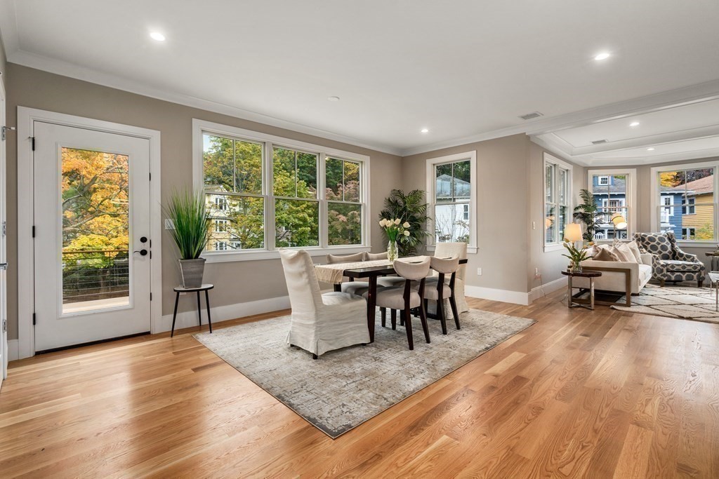 4 bed, 4+ bath apartment for rent at 96 Verndale St Unit 2, North Brookline — photo 8 of 31