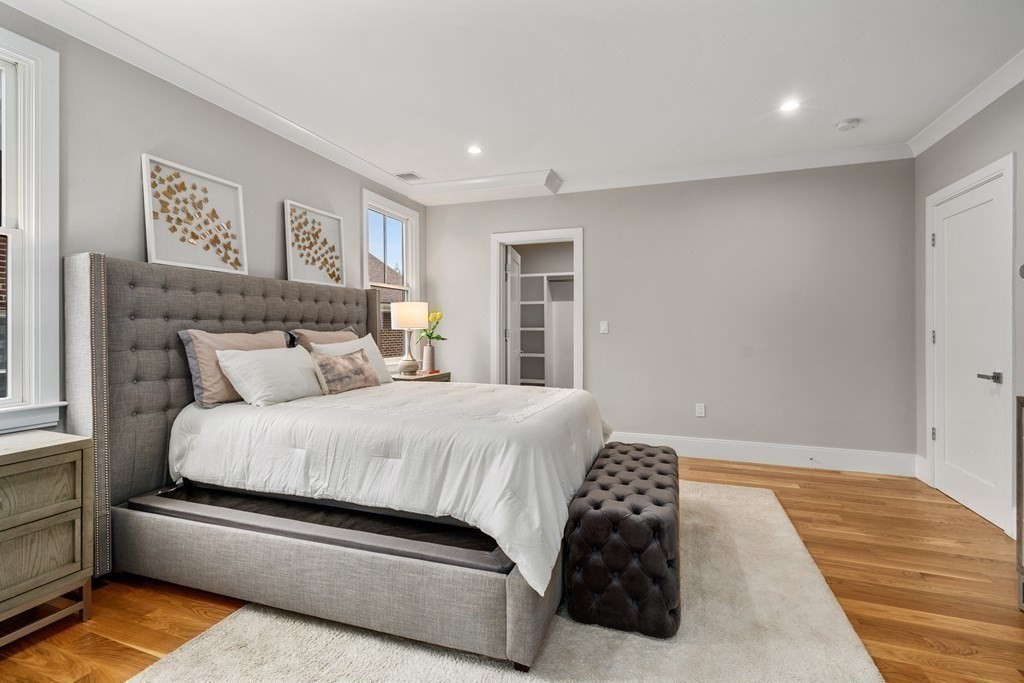 4 bed, 4+ bath apartment for rent at 96 Verndale St Unit 2, North Brookline — photo 14 of 31