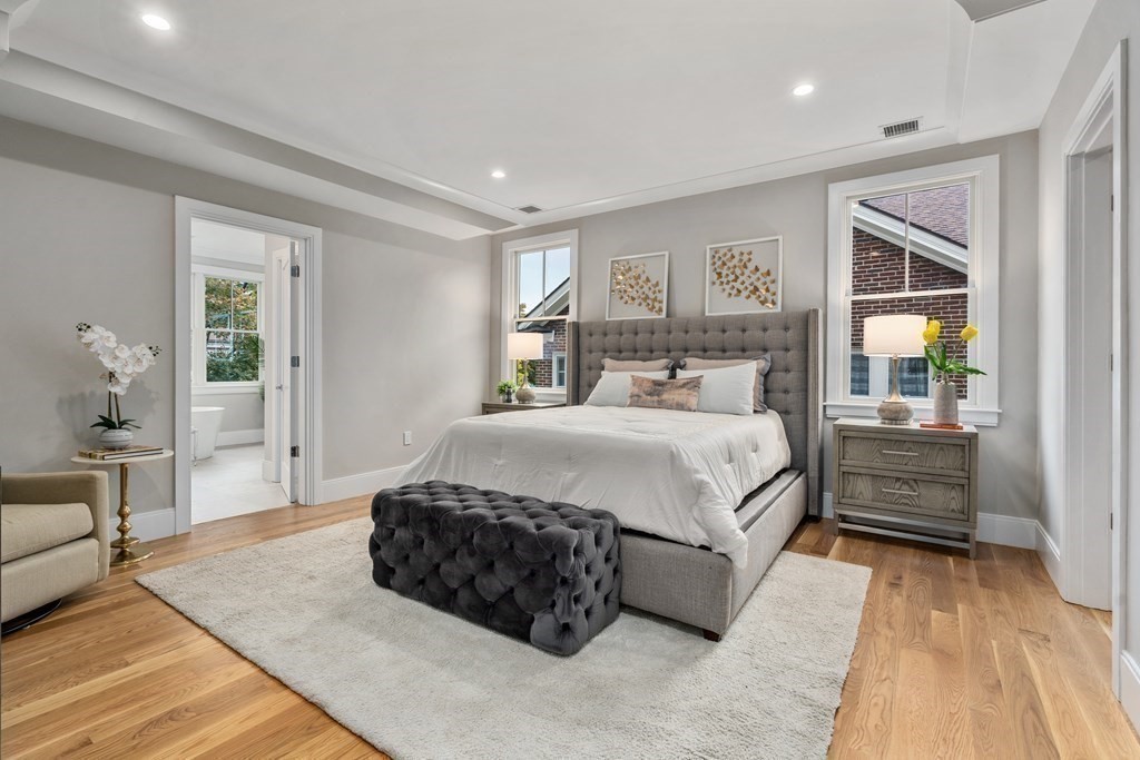 4 bed, 4+ bath apartment for rent at 96 Verndale St Unit 2, North Brookline — photo 13 of 31