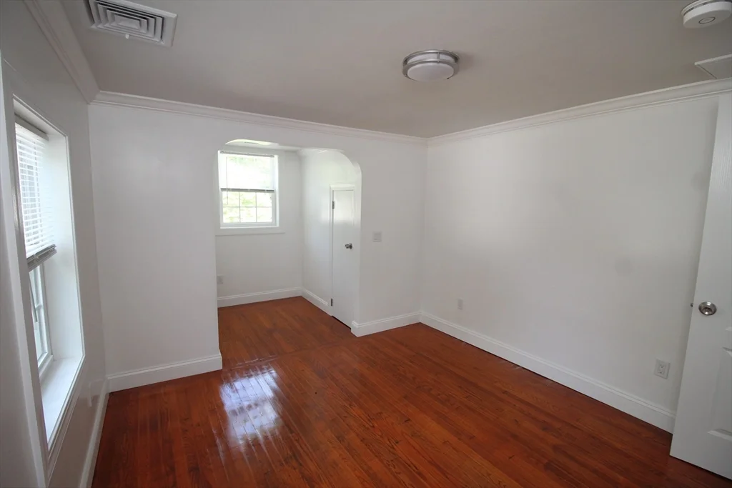 1 bed, 1 bath apartment for rent at 96 Walnut Ln Unit A, Attleboro — photo 13 of 19