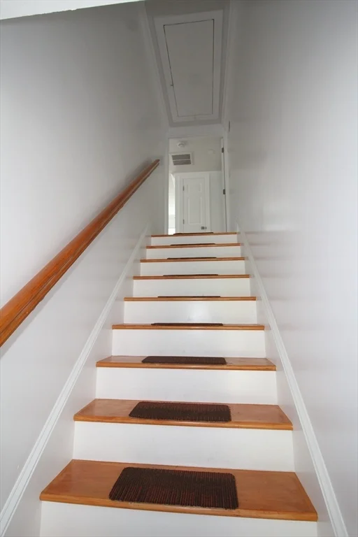 1 bed, 1 bath apartment for rent at 96 Walnut Ln Unit A, Attleboro — photo 18 of 19