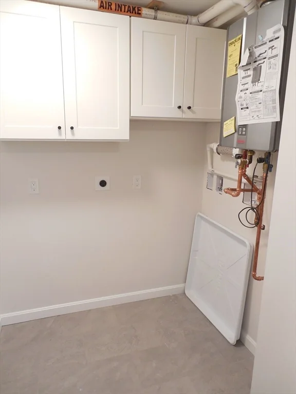 3 bed, 2 bath apartment for rent at 96 Walnut St Unit 2, Mount Auburn — photo 18 of 19