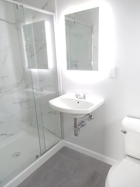 3 bed, 2 bath apartment for rent at 96 Walnut St Unit 2, Mount Auburn — photo 17 of 19