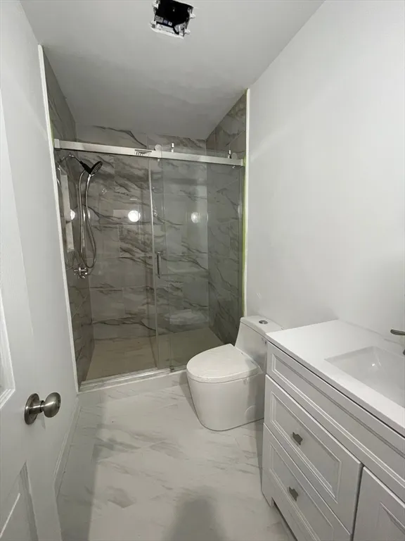4 bed, 2 bath apartment for rent at 96 Walnut Unit 2, High Street Hill — photo 12 of 13
