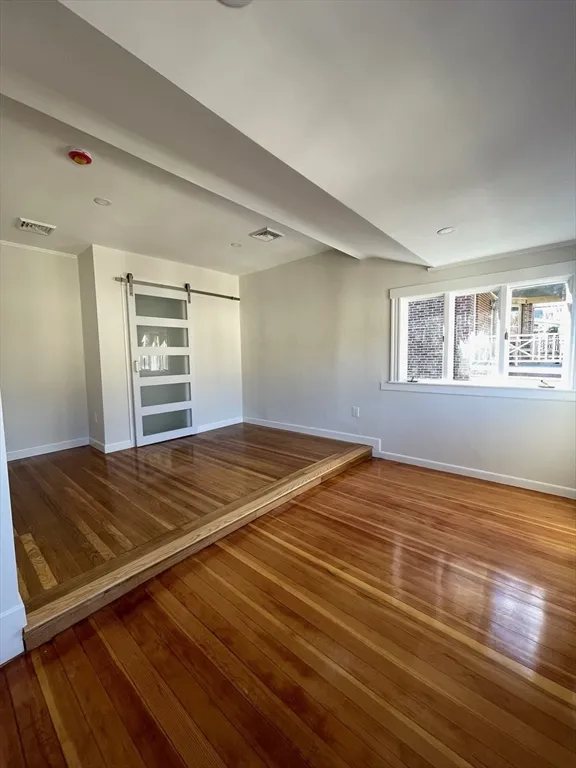 4 bed, 2 bath apartment for rent at 96 Walnut Unit 2, High Street Hill — photo 6 of 13