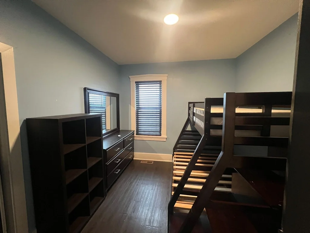 2 bed, 1 bath apartment for rent at 96 Washington St Unit 1, Lynn — photo 8 of 10
