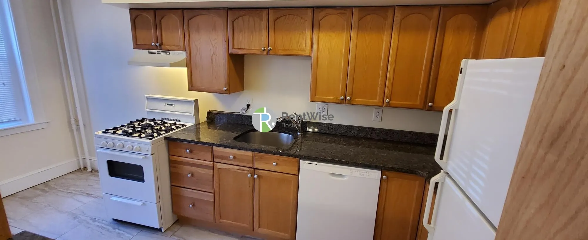 1 bed, 1 bath apartment for rent at 96 Washington St Unit 5, Brighton — photo 4 of 19