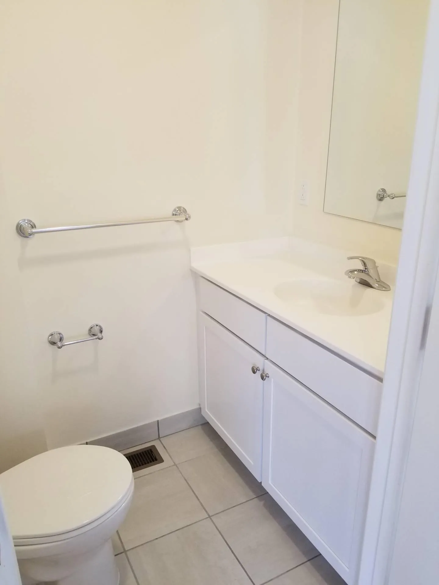 3 bed, 2.5 bath apartment for rent at 96 Waumbeck St Unit 1, Roxbury — photo 6 of 7