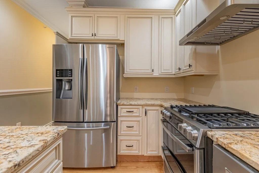 3 bed, 2 bath apartment for rent at 96 Webster St Unit 2, East Boston — photo 13 of 38