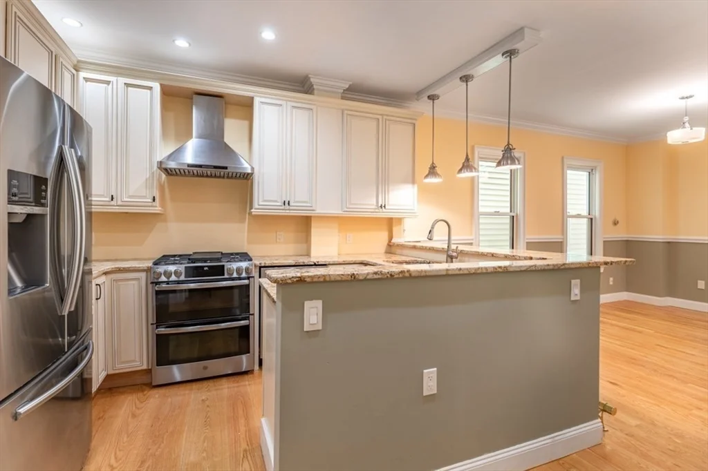 3 bed, 2 bath apartment for rent at 96 Webster St Unit 2, East Boston — photo 8 of 38