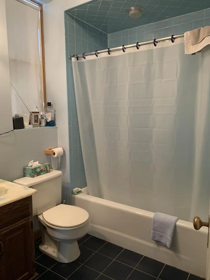 3 bed, 1 bath apartment for rent at 96 Winthrop Rd Unit 2, Washington Square — photo 7 of 8