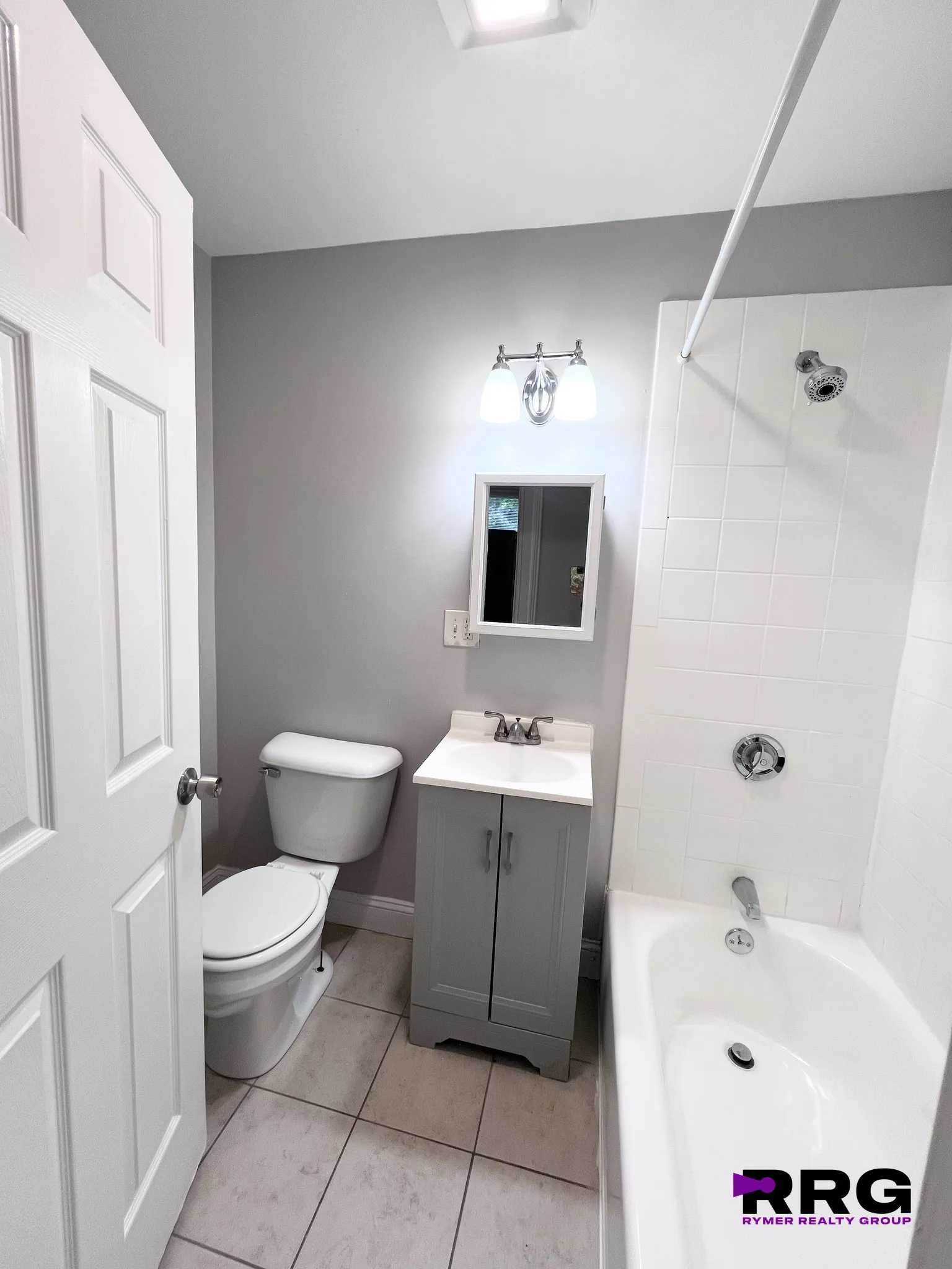 3 bed, 1 bath apartment for rent at 96 Woodledge St Unit 3L, Roxbury — photo 6 of 20