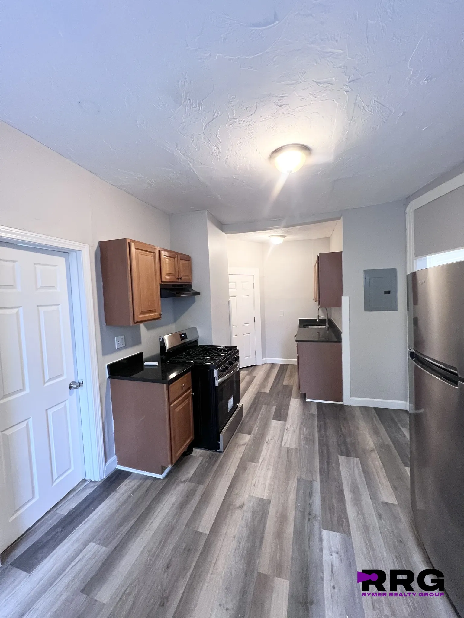 3 bed, 1 bath apartment for rent at 96 Woodledge St Unit 3L, Roxbury — photo 10 of 20
