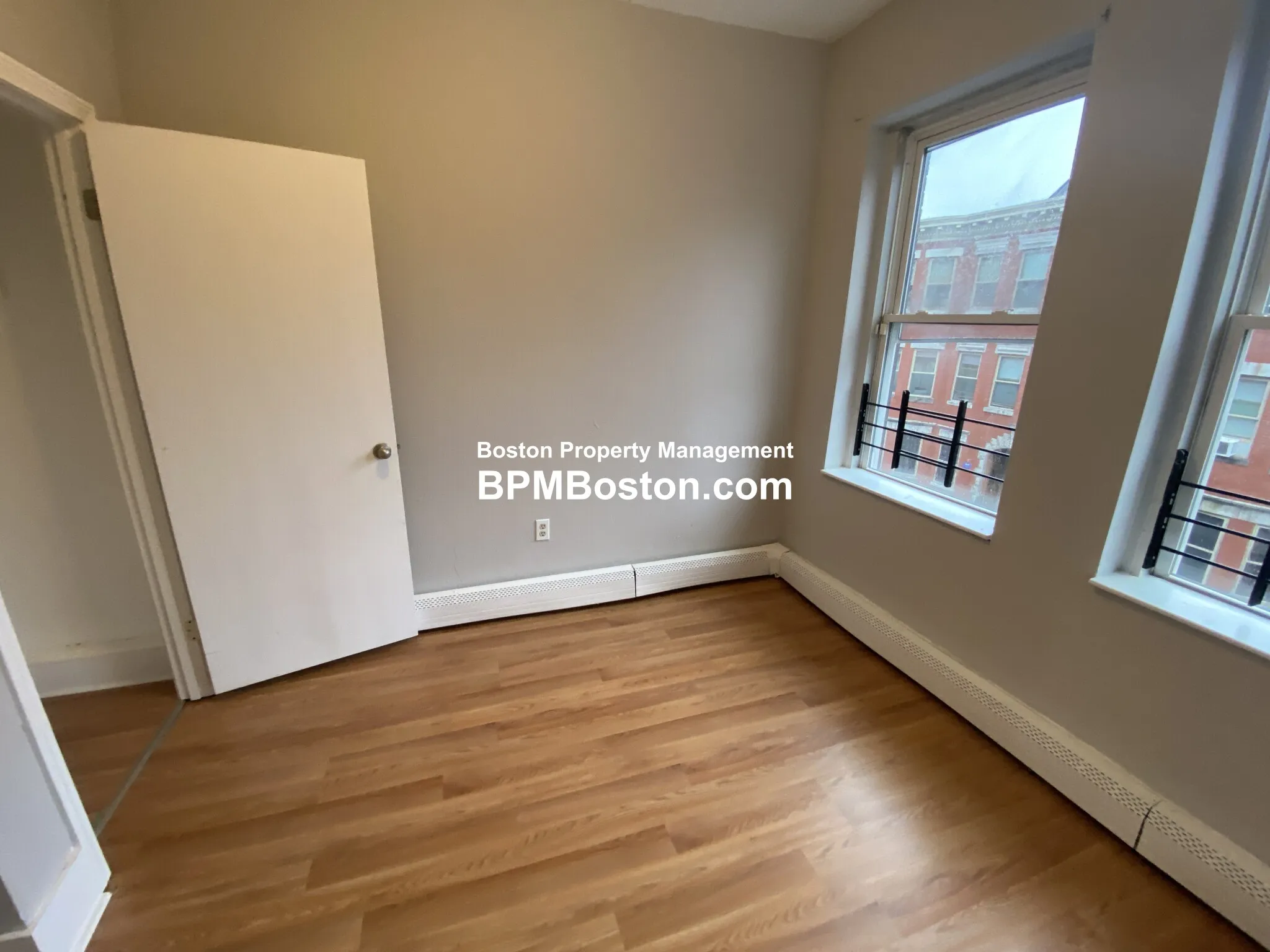 3 bed, 1 bath apartment for rent at 96 Woodledge St Unit 3L, Roxbury — photo 15 of 20