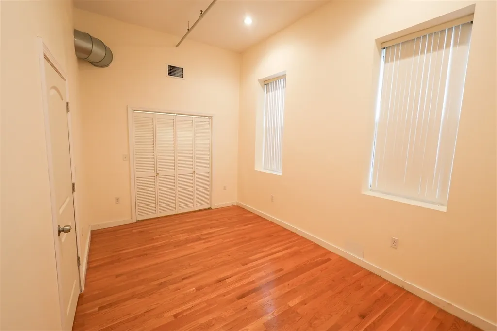 2 bed, 1 bath apartment for rent at 960 Broadway Unit 9, Chelsea — photo 6 of 12