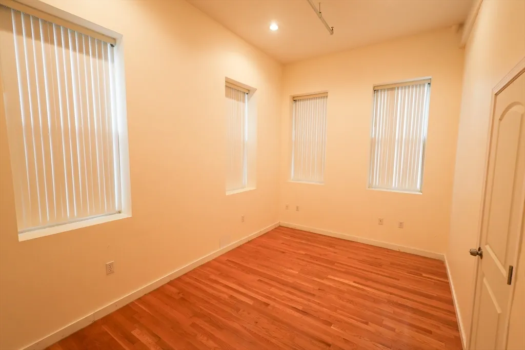 2 bed, 1 bath apartment for rent at 960 Broadway Unit 9, Chelsea — photo 11 of 12