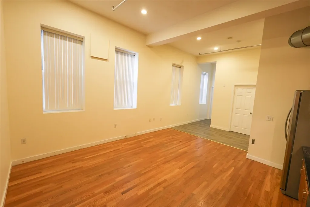 2 bed, 1 bath apartment for rent at 960 Broadway Unit 9, Chelsea — photo 4 of 12
