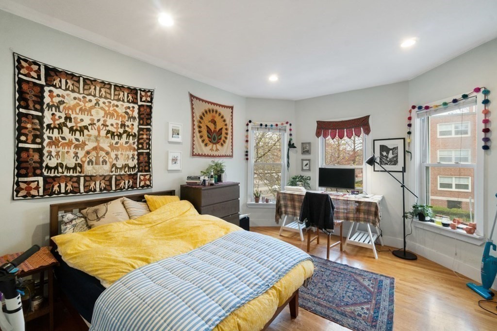 3 bed, 2 bath apartment for rent at 960 Cambridge St Unit 2, Inman Square — photo 2 of 14