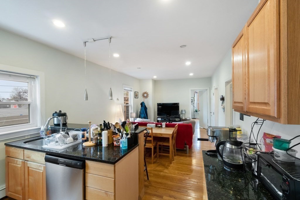 3 bed, 2 bath apartment for rent at 960 Cambridge St Unit 2, Inman Square — photo 9 of 14