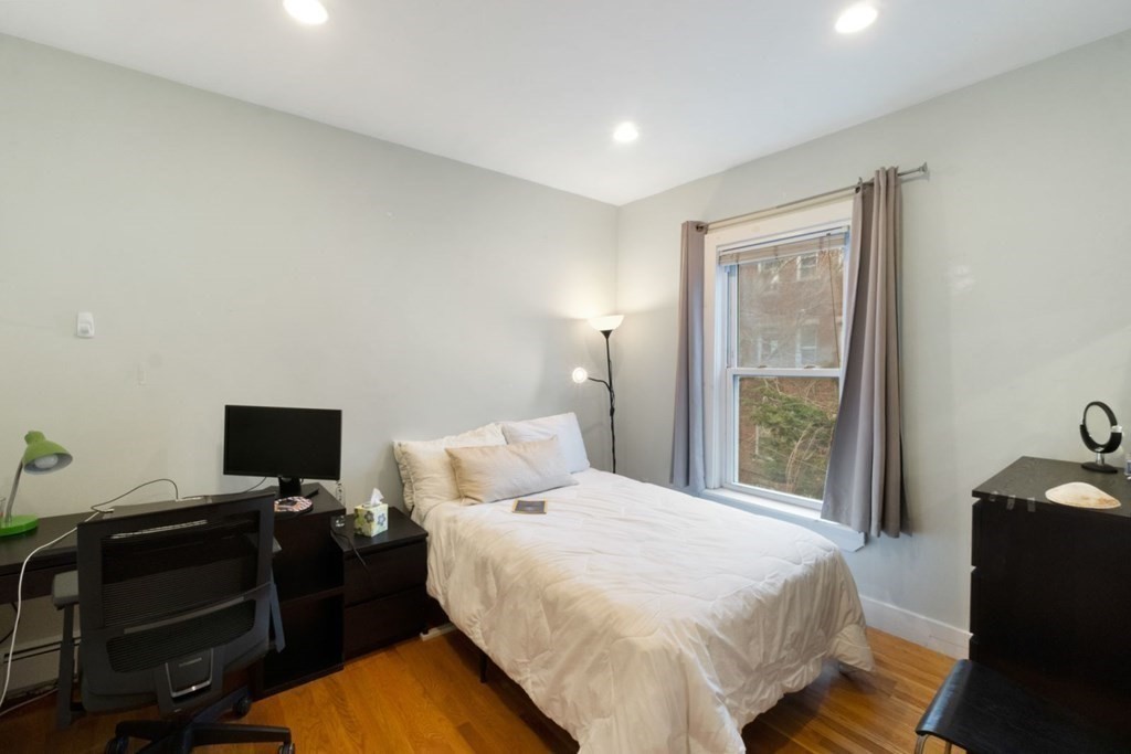 3 bed, 2 bath apartment for rent at 960 Cambridge St Unit 2, Inman Square — photo 10 of 14