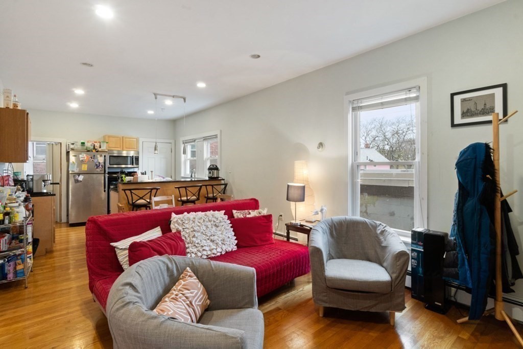 3 bed, 2 bath apartment for rent at 960 Cambridge St Unit 2, Inman Square — photo 4 of 14