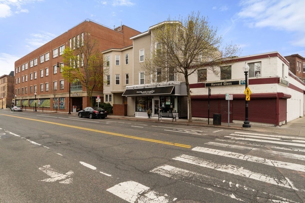 3 bed, 2 bath apartment for rent at 960 Cambridge St Unit 2, Inman Square — photo 13 of 14