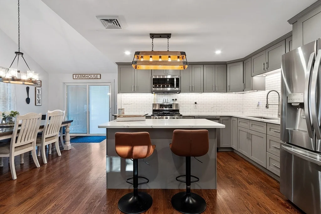 3 bed, 2 bath apartment for rent at 963 South St Unit 963, Tewksbury — photo 3 of 32