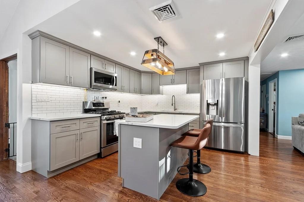 3 bed, 2 bath apartment for rent at 963 South St Unit 963, Tewksbury — photo 4 of 32