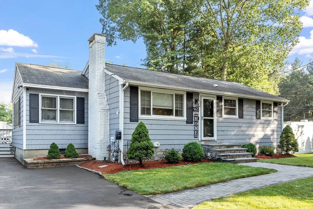 3 bed, 2 bath apartment for rent at 963 South St Unit 963, Tewksbury — photo 2 of 32